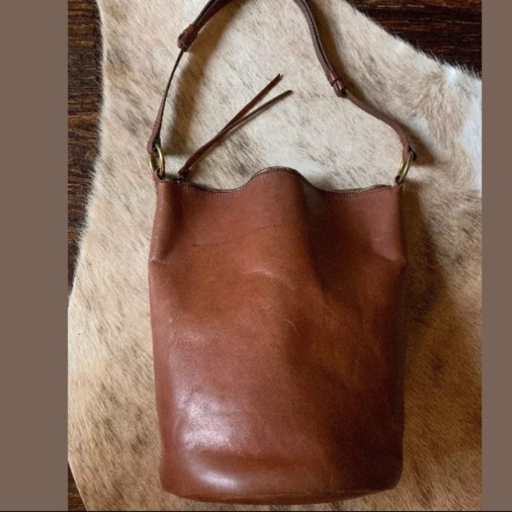 Madewell Lisbon O Ring bucket bag crossbody